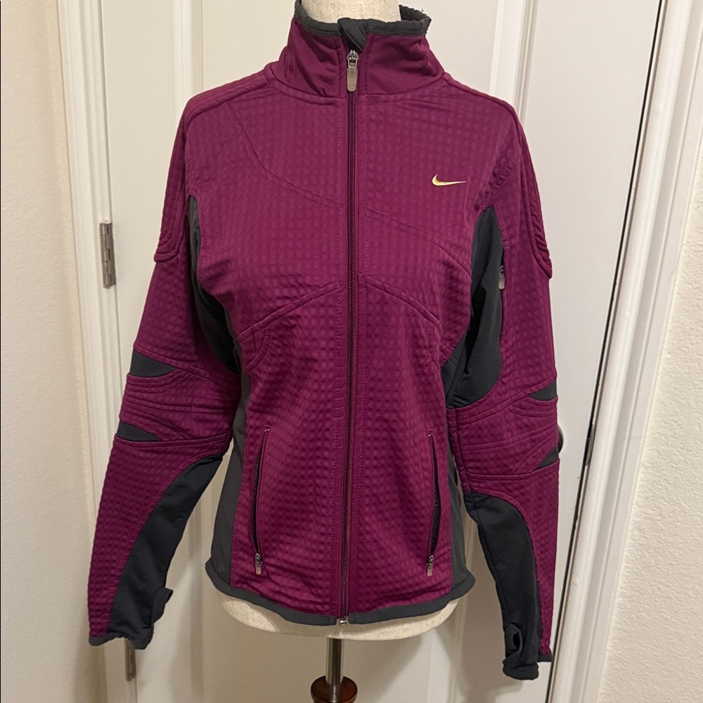 Nike Women's Purple and Gray Jacket